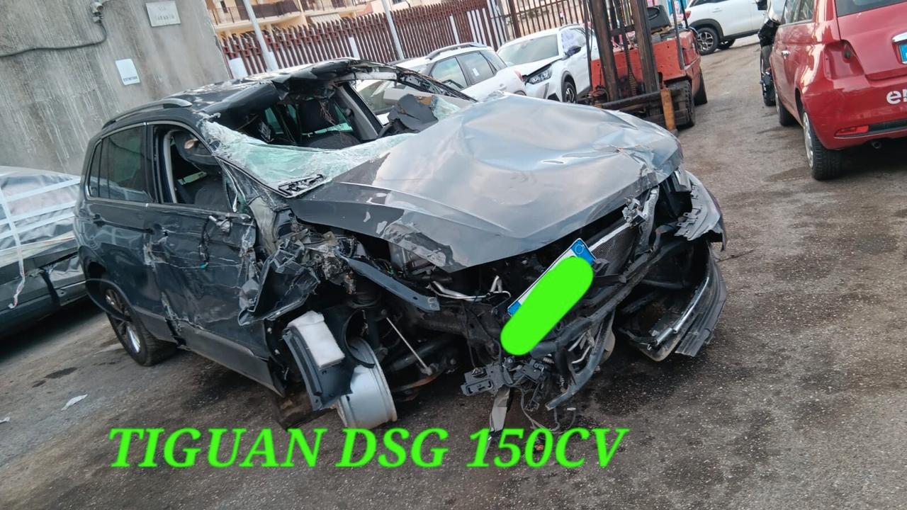 Volkswagen Tiguan 2.0 TDI DSG INCIDENTATA SINISTRATA MONDIALCARS 023