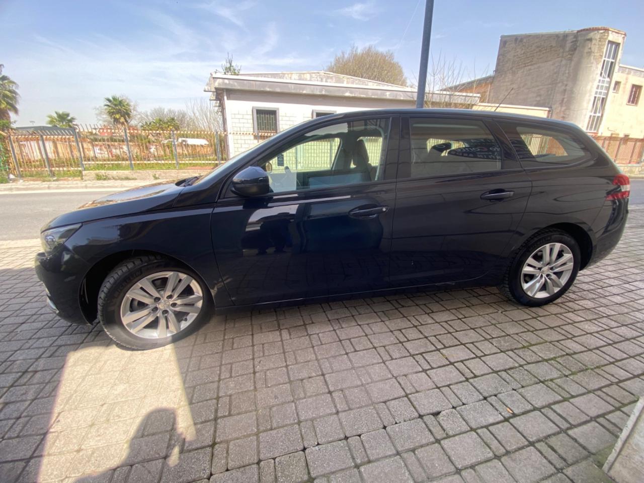 Peugeot 308 BlueHDi 120 S&S SW Business