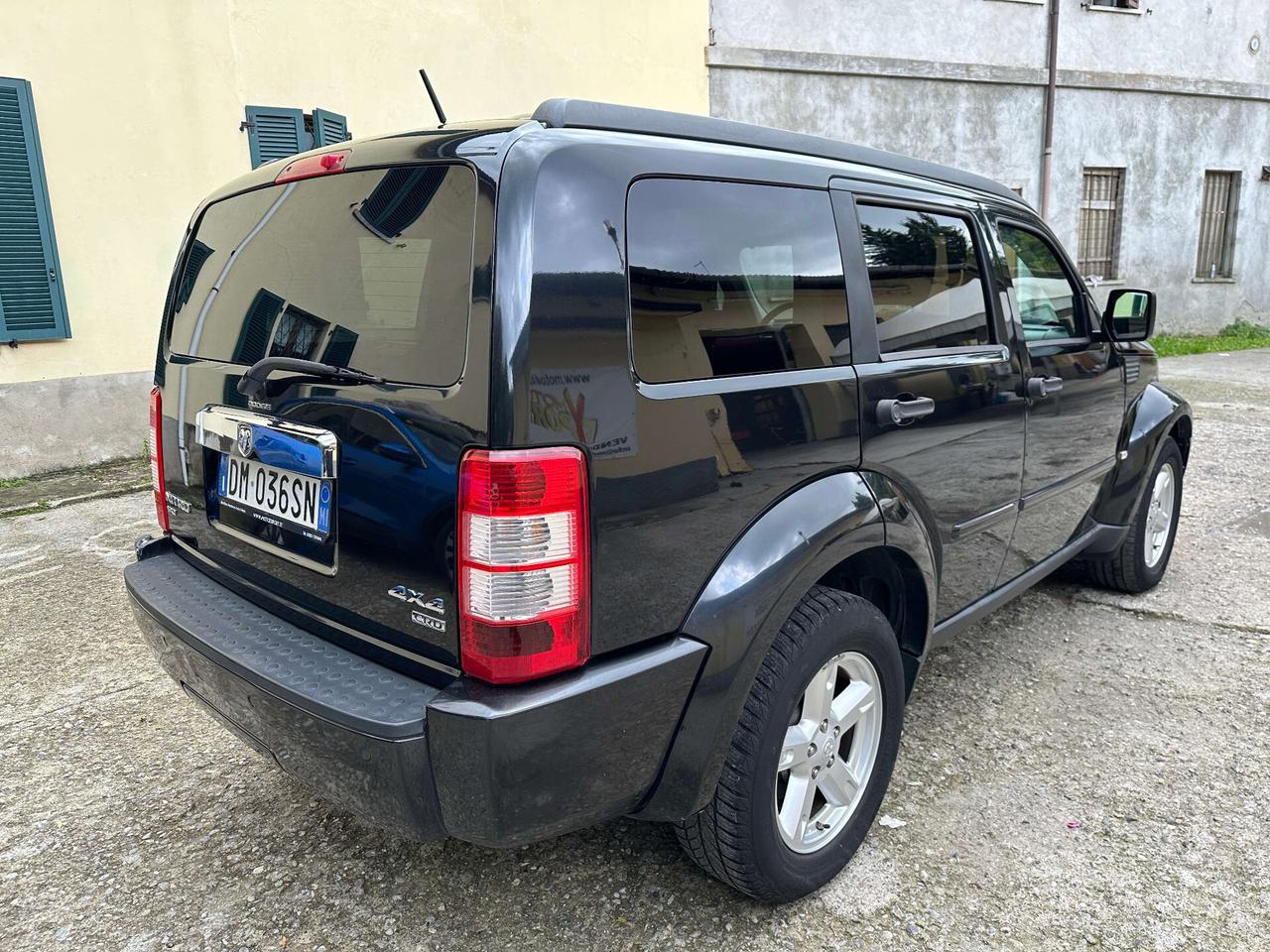 Dodge Nitro 2.8 CRD DPF SXT 4WD Auto