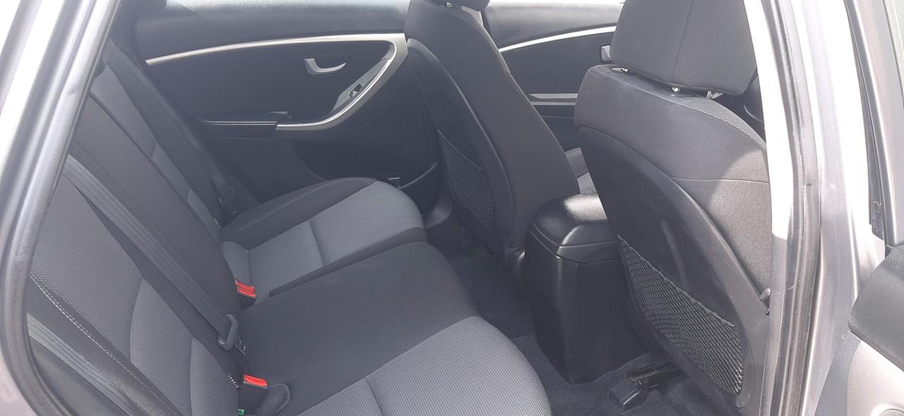 Hyundai i30 Wagon 1.6 CRDi Classic