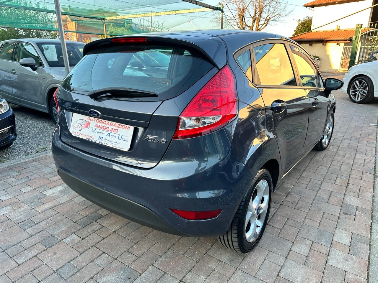 Ford Fiesta 1.2 Benzina ok per neopatentati