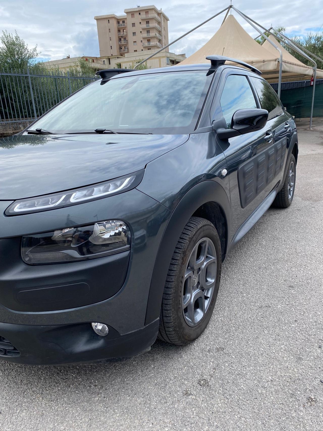 Citroen C4 Cactus BlueHDi 100 Shine