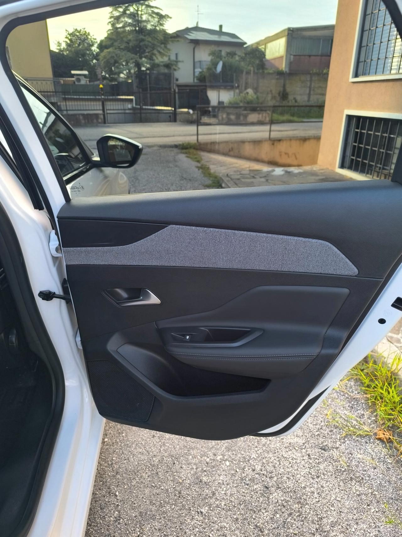 Peugeot 308 BlueHDi 130 S&S EAT8 SW Allure Pack