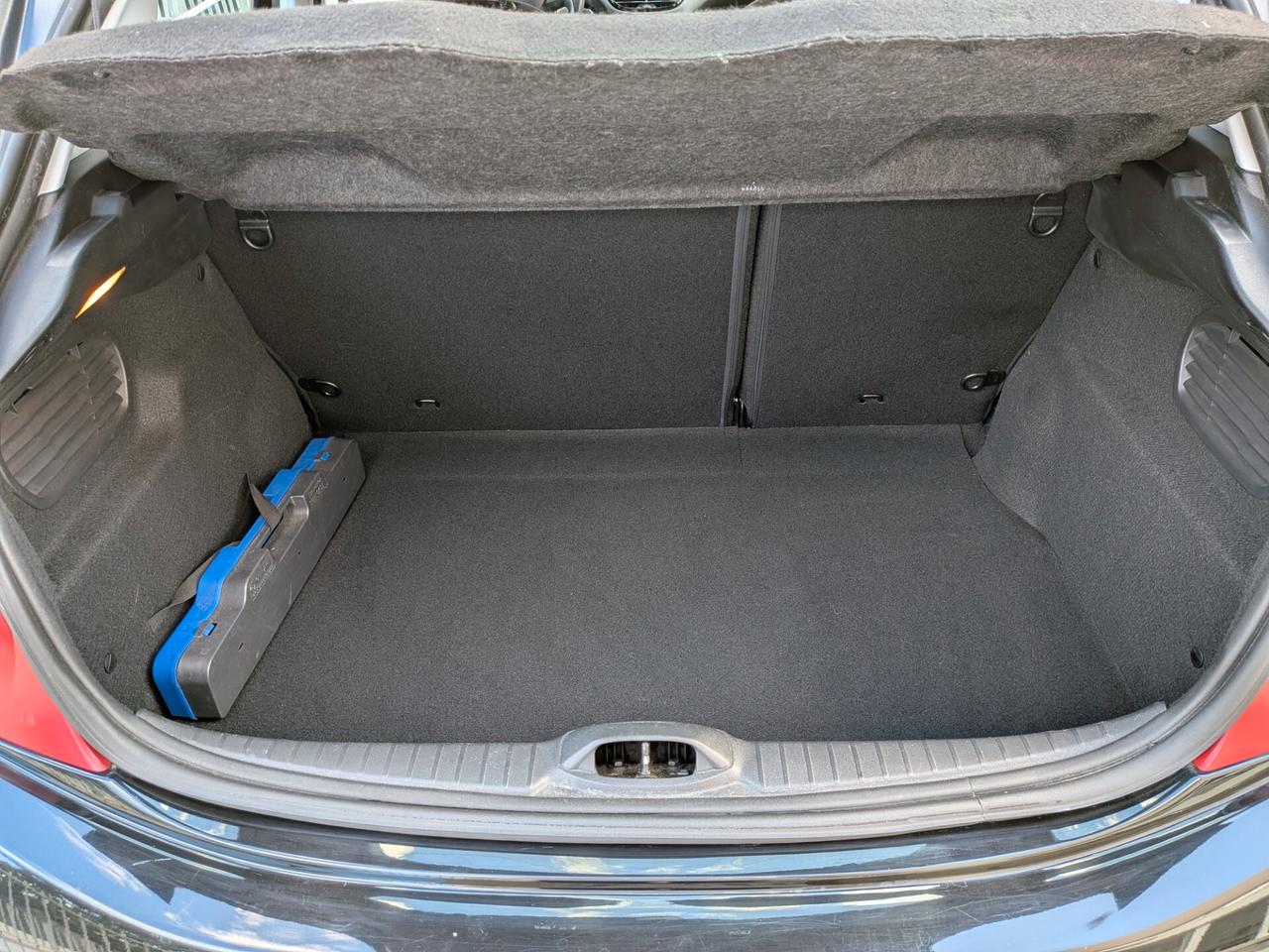 Peugeot 208 1.2 VTi 82 CV Allure