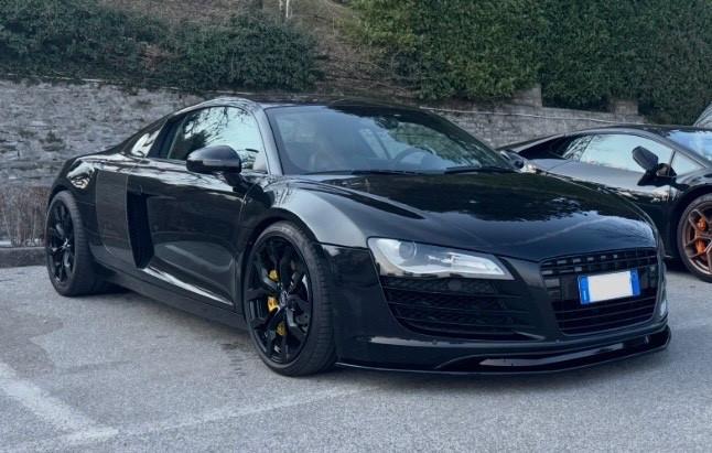 Audi R8 allestimento Full Carbonio