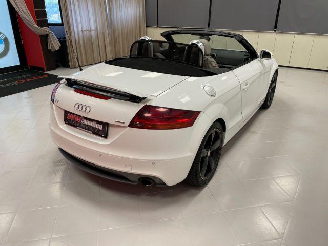 AUDI TT Roadster 3.2 V6 quattro S tronic