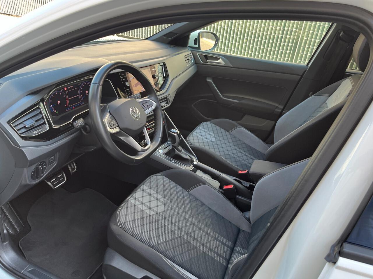 Volkswagen Taigo 1.0 TSI 110 CV DSG R-Line