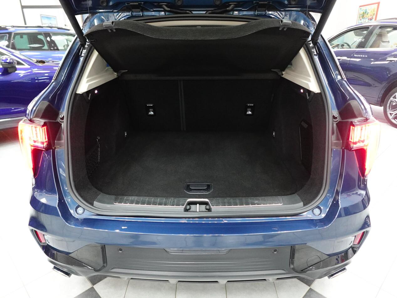 Lynk and Co 01 1.5 BZ 261 CV PHEV 01