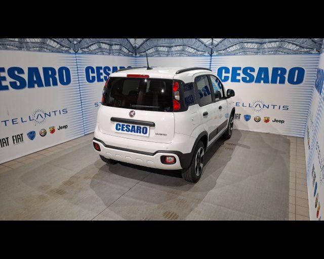 FIAT New Panda 1.0 firefly hybrid Cross s&s 70cv 5p.ti