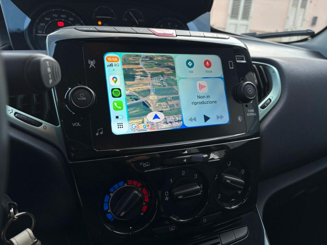 Lancia Ypsilon 1.0 FireFly Hybrid Gold Plus - 2023