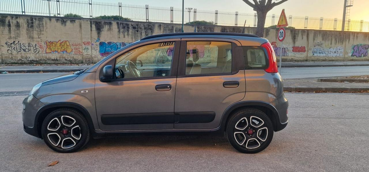 Fiat Panda 1.0 FireFly S&S Hybrid 2022 49.000KM CON BLOCKSHAFT