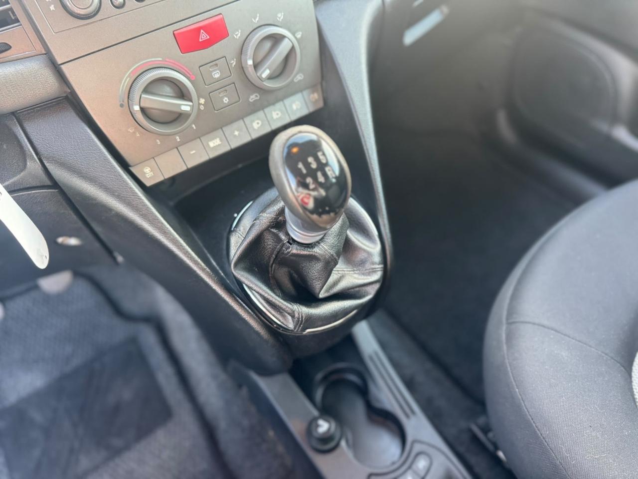 Lancia Ypsilon 1.2 Argento