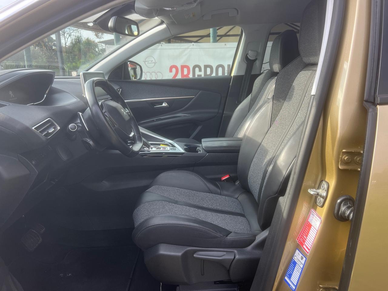 Peugeot 3008 1.5 BlueHDi 130CV EAT8 Allure-2018