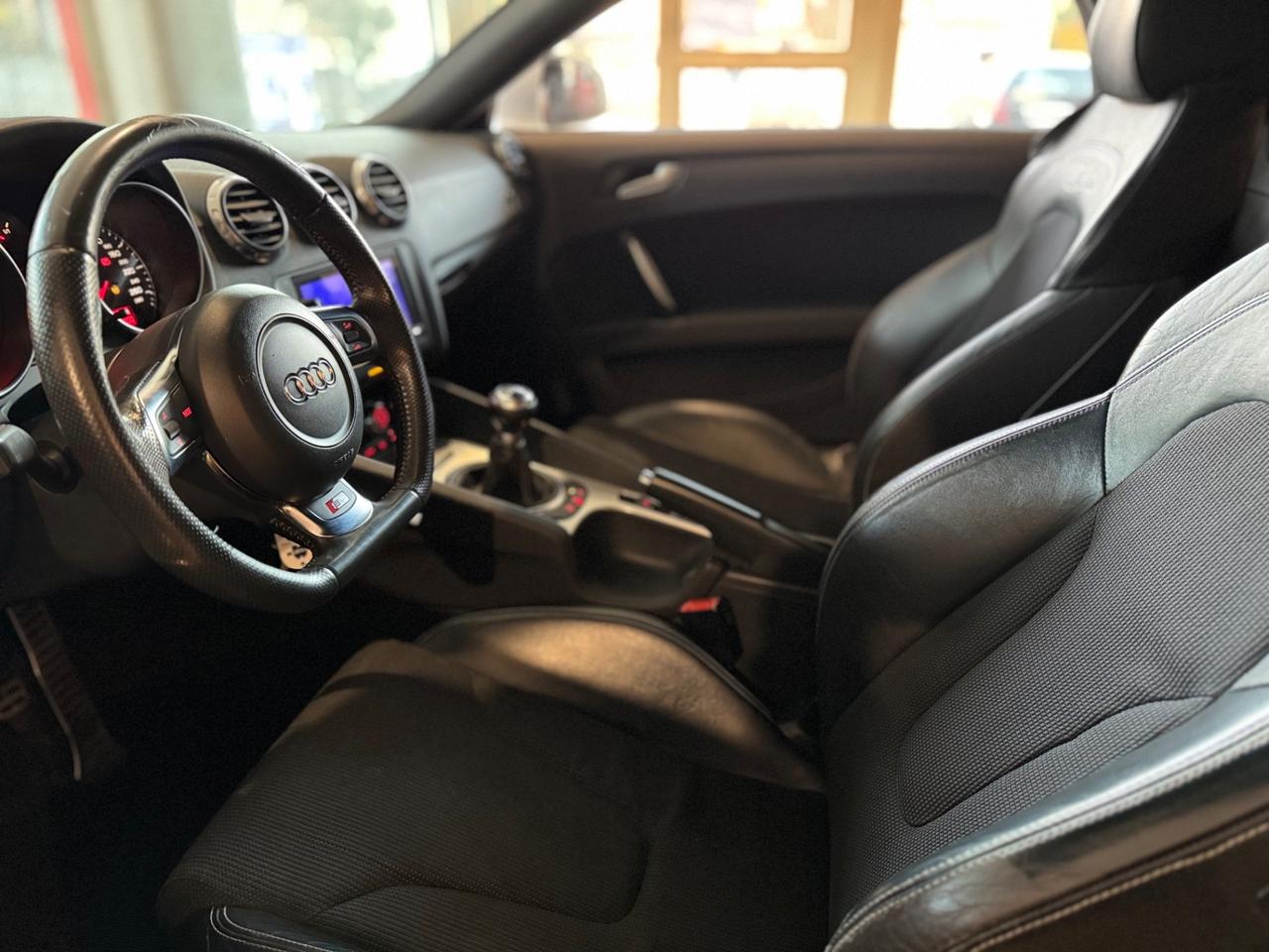 Audi TT Roadster 2.0 TFSI