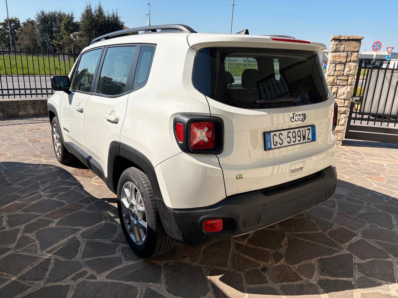 Jeep Renegade 1.5 Turbo T4 MHEV Limited