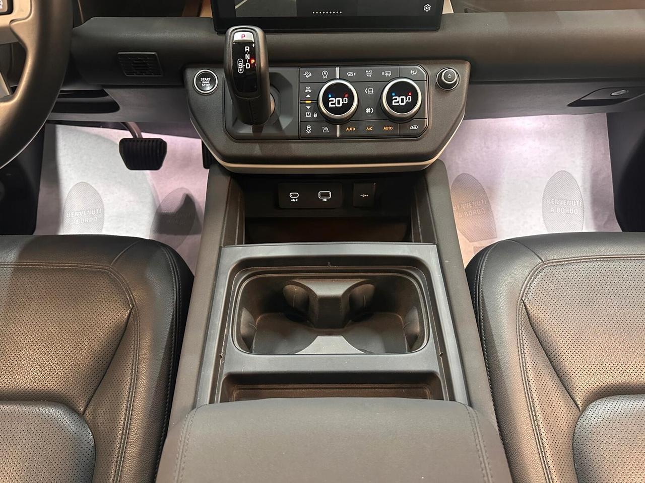 Land Rover Defender 110 3.0d i6 mhev SE awd 200cv auto PREZZO PIU IVA