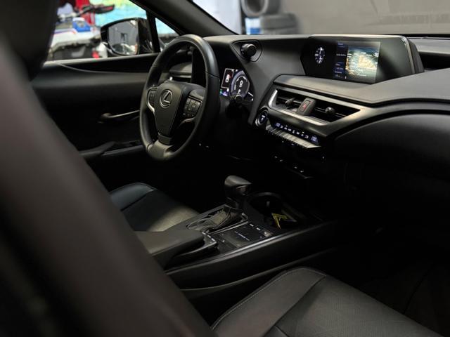 LEXUS UX 250h UX Hybrid 4WD Premium