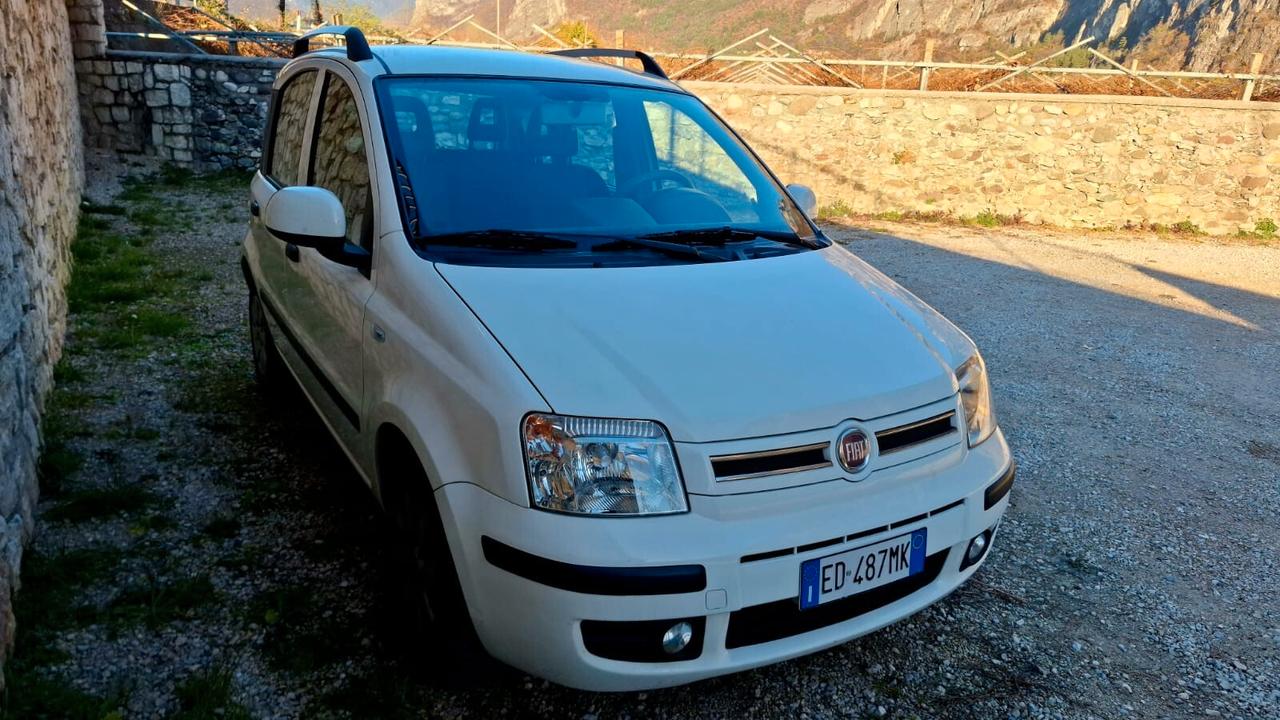 FIAT PANDA 1.2 EMOTION NEOPATENTATI