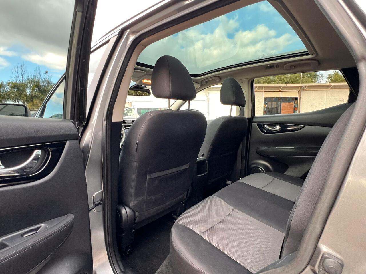 Nissan Qashqai 1.5 dCi Tekna