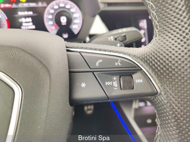 Audi A3 allstreet 35 TFSI S tronic Identity Contrast