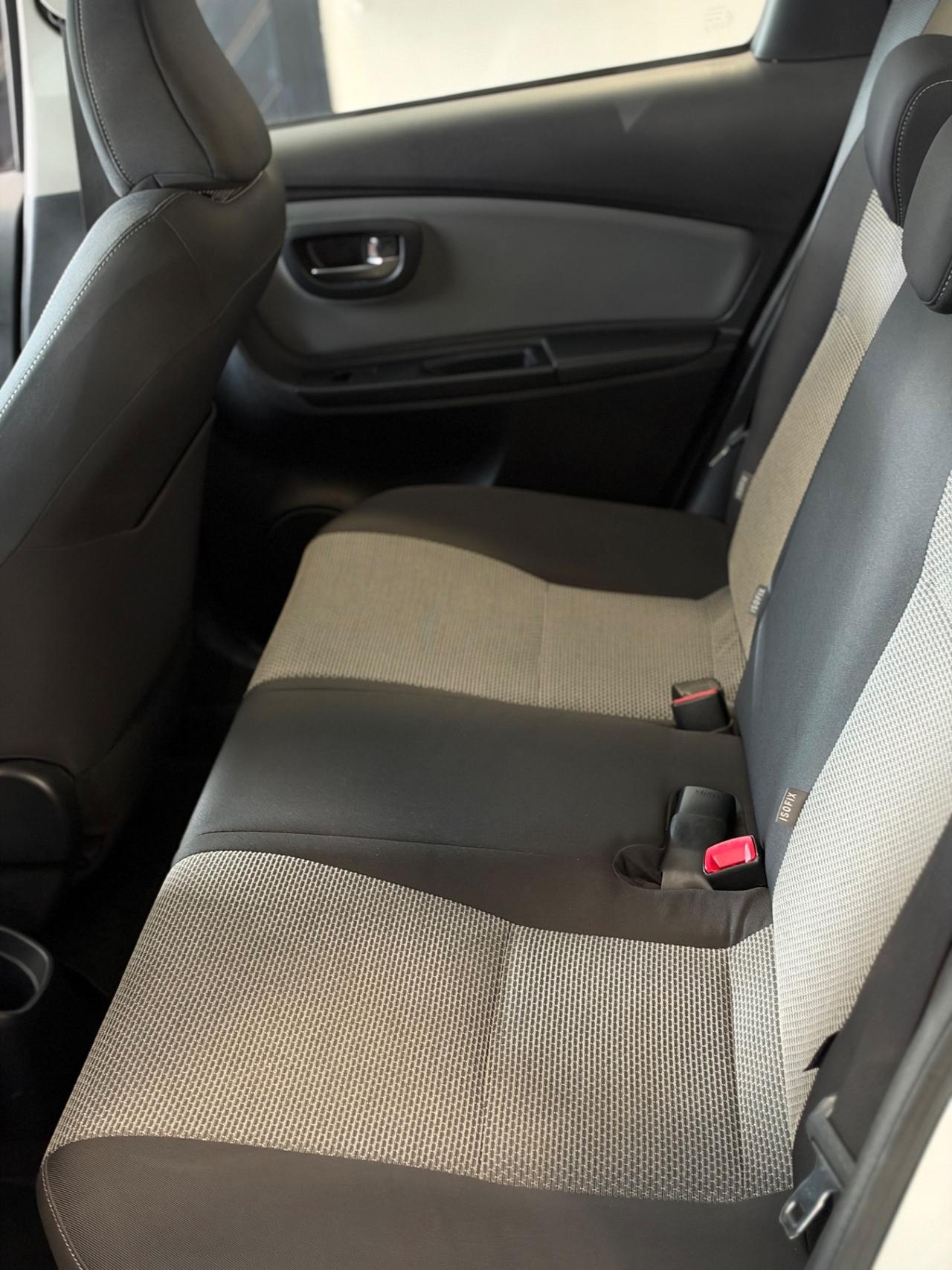 Toyota Yaris 1.5 Hybrid 5 porte Active