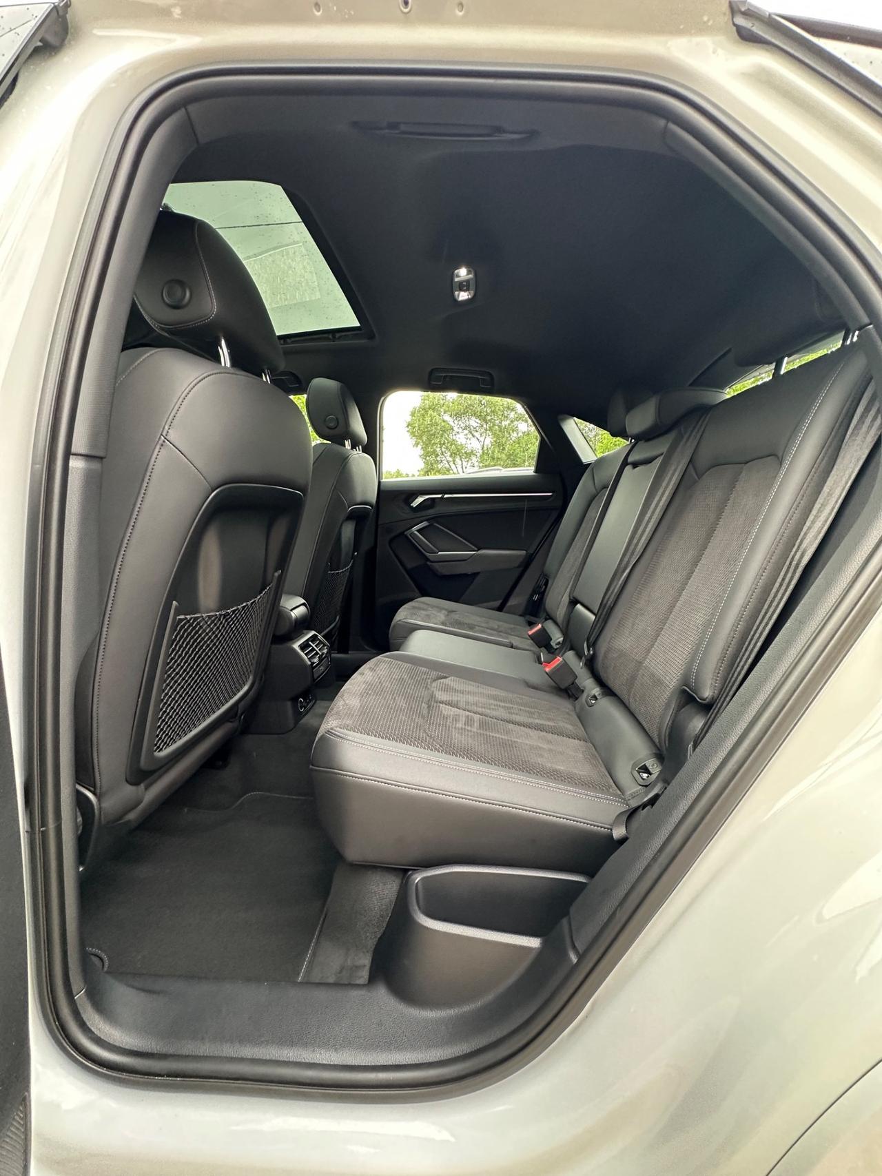 Audi Q3 SPB 35 TDI quattro S line edition