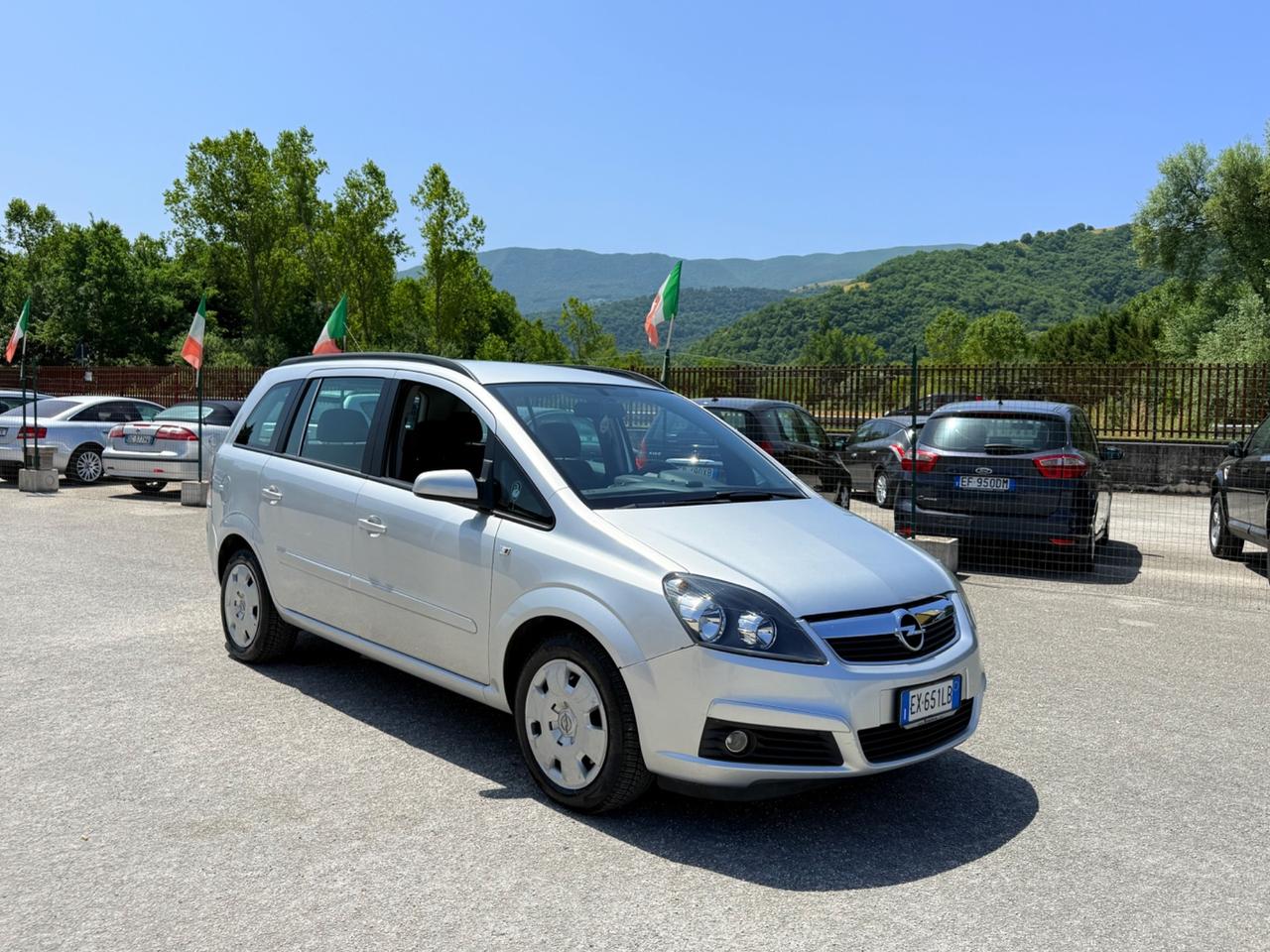 Opel Zafira 1.6 16V ecoM 94CV Cosmo