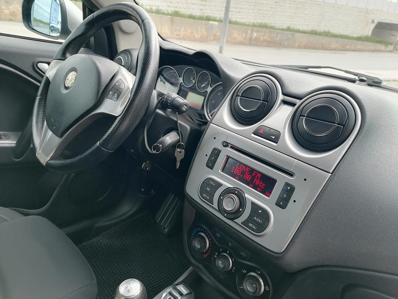 Alfa Romeo MiTo 1.3 JTDm-2 95 CV S&S Distinctive