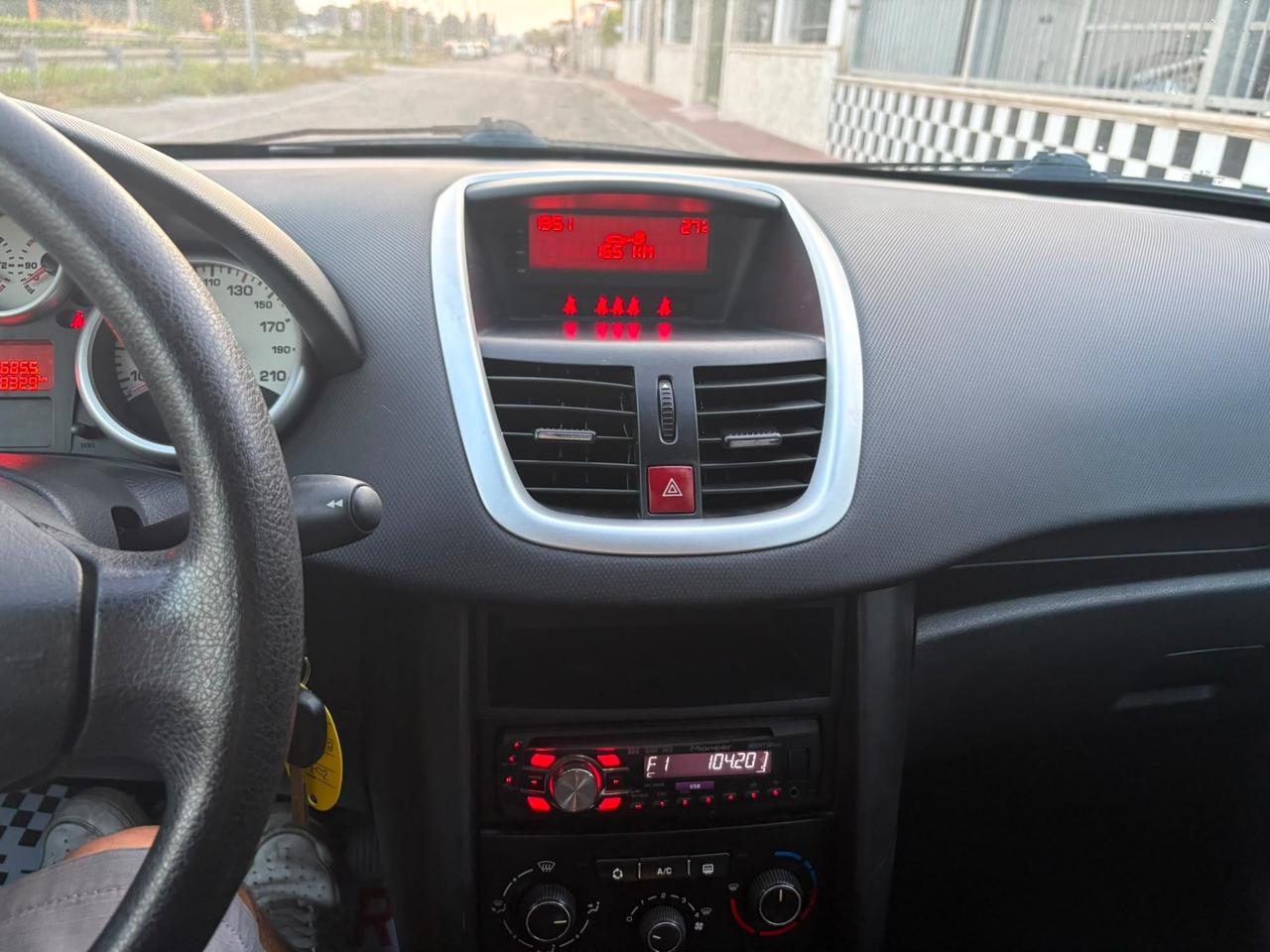 Peugeot 207 1.6 HDi 93CV SW X Line Unipro 2011