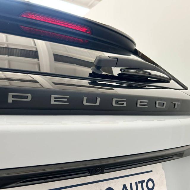 PEUGEOT 2008 Hybrid 145 e-DCS6 GT