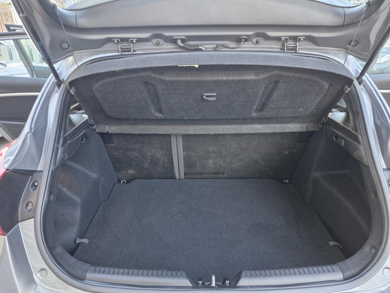 HYUNDAI I30 1.6 CRDi128CV TAGLIANDATA HYUNDAI