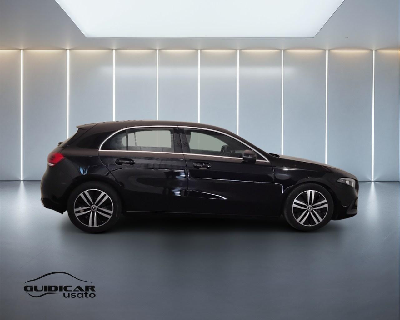 Mercedes-Benz Classe A - W177 2018 - A 180 d Sport auto