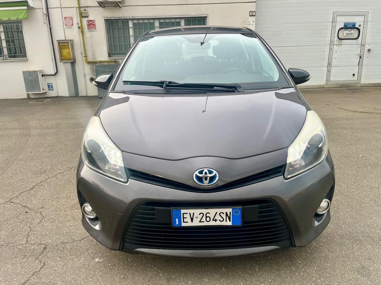 Toyota Yaris 1.5 Hybrid 2014 131.000km perfetta