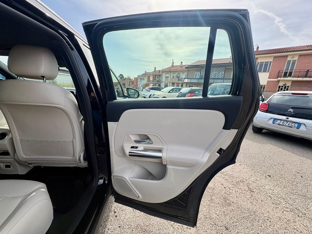 Mercedes-Benz GLA 180 Advanced Plus #10643