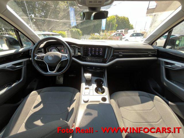 VOLKSWAGEN Touareg 3.0 V6 TDI SCR 231 cv PROMO !