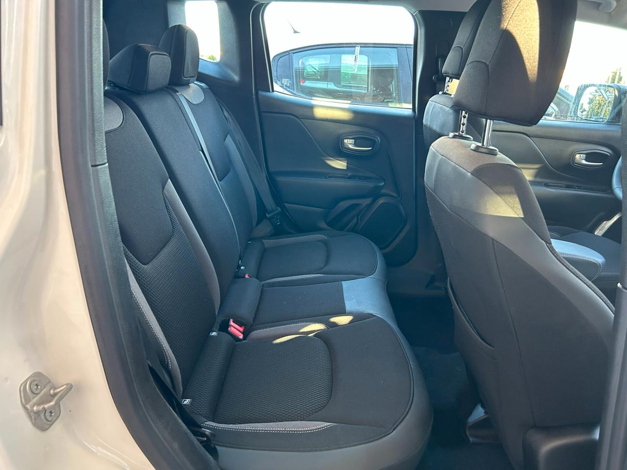 Jeep Renegade 1.5 Turbo T4 MHEV Limited 130CV