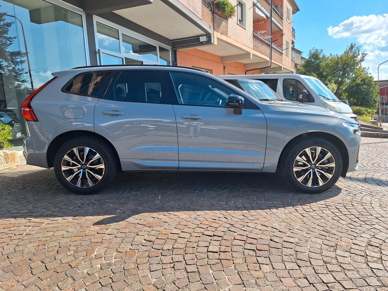 Volvo XC 60 XC60 B4 (d) AWD automatico Ultimate Dark