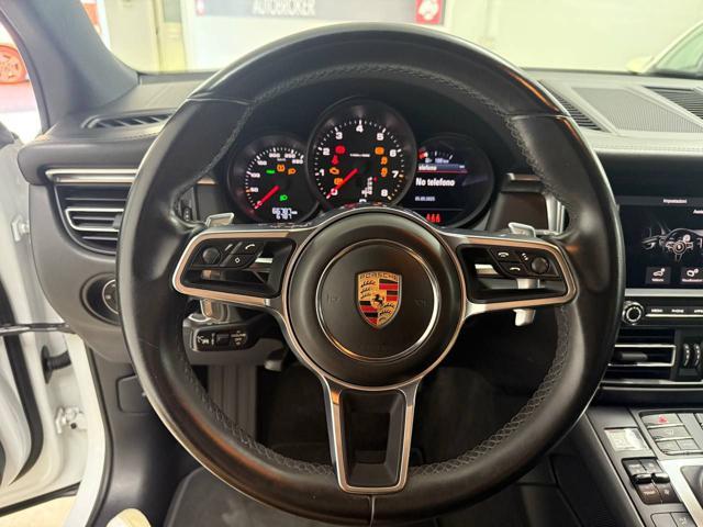 PORSCHE Macan 2.0