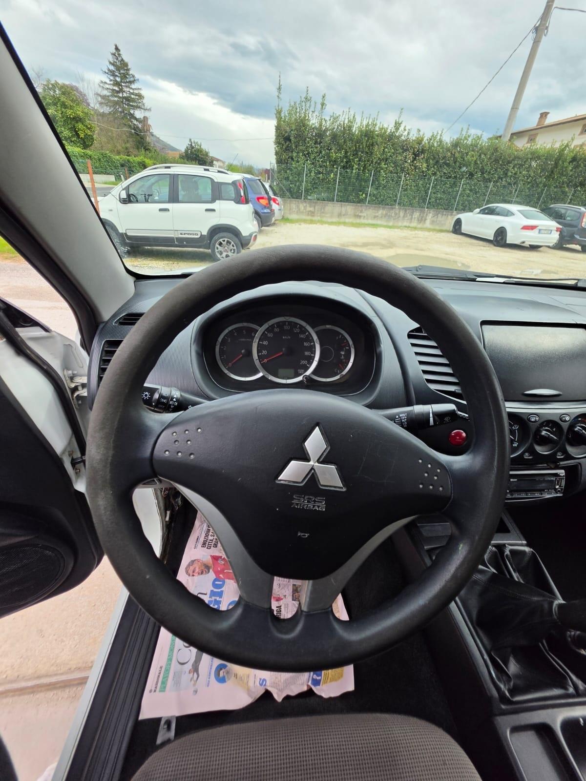 Mitsubishi L200 4x4 anno 2016 prezzo iva compresa