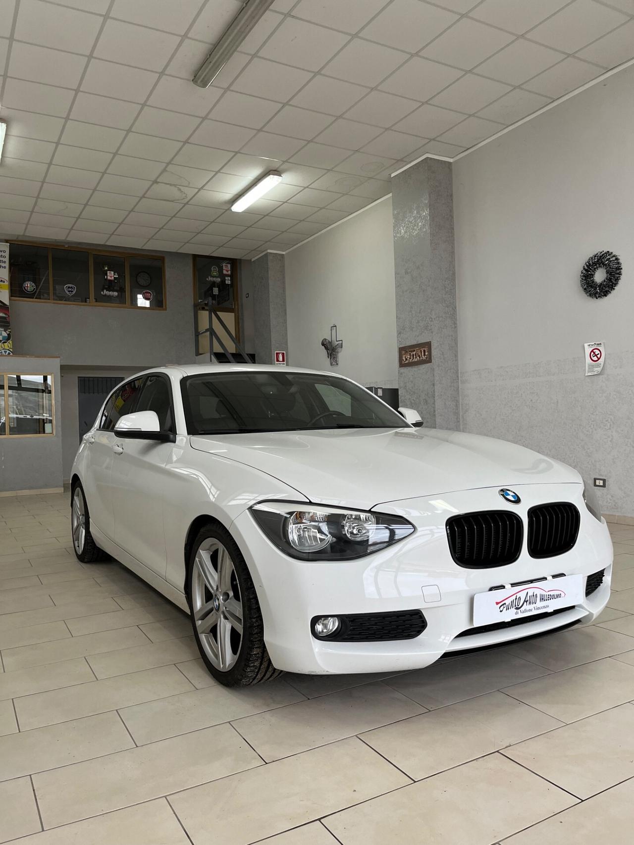 Bmw 118 118d 5p. Sport