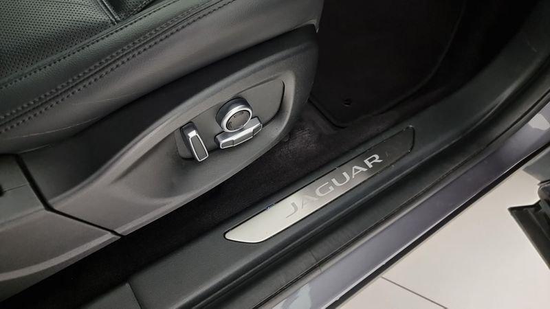 Jaguar E-Pace 2.0D I4 163 CV AWD Auto S