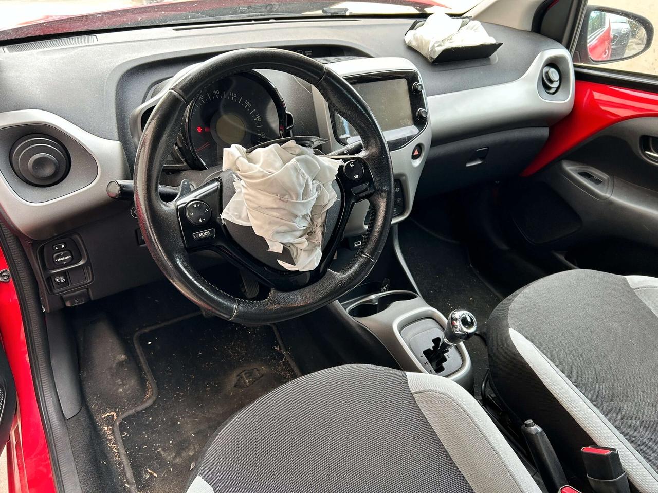 Toyota Aygo 1.0 Benz *GPL* Aut - 2017 Incidentata