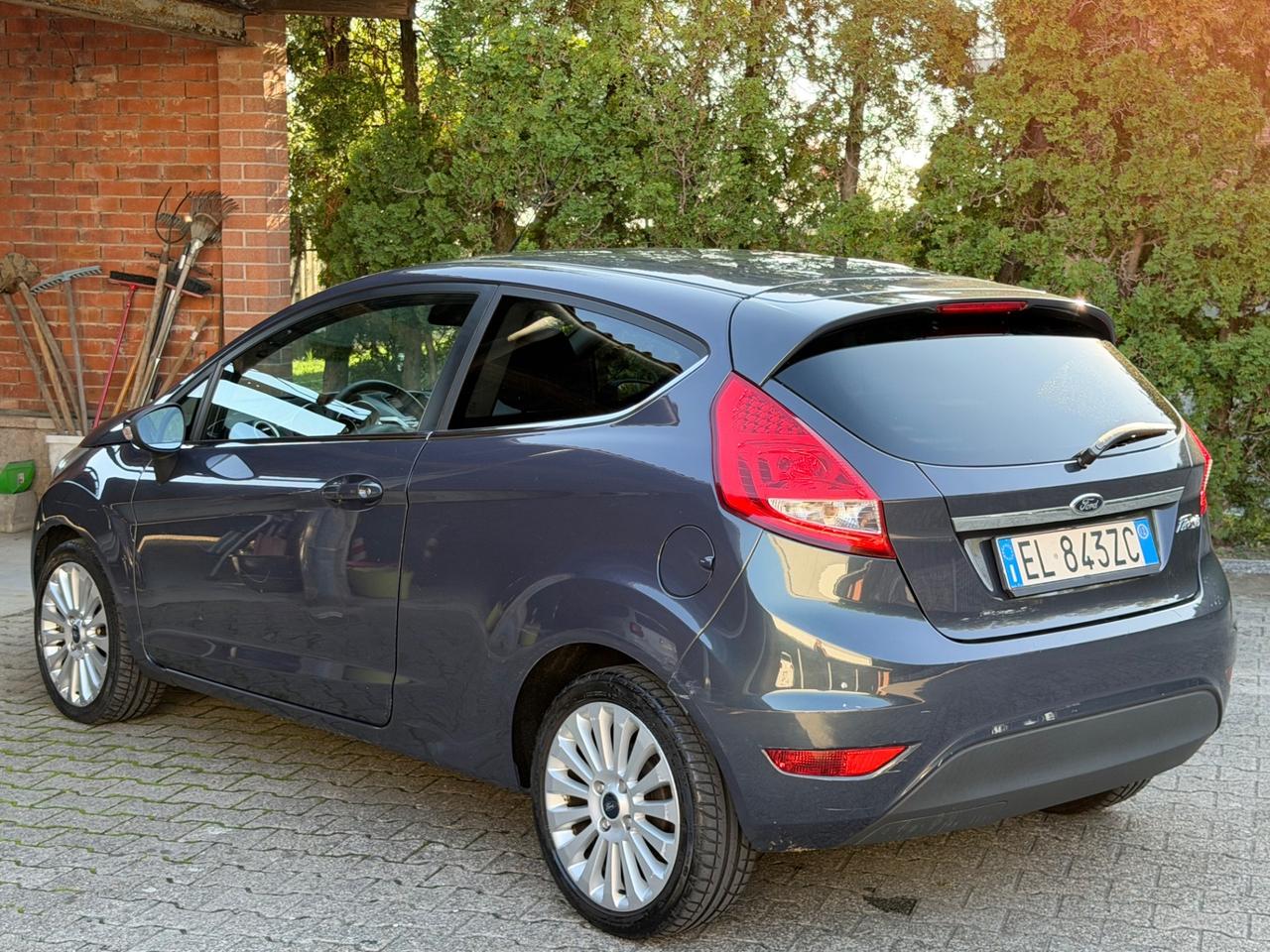 Ford Fiesta 1.4 3 porte Bz.- GPL Titanium