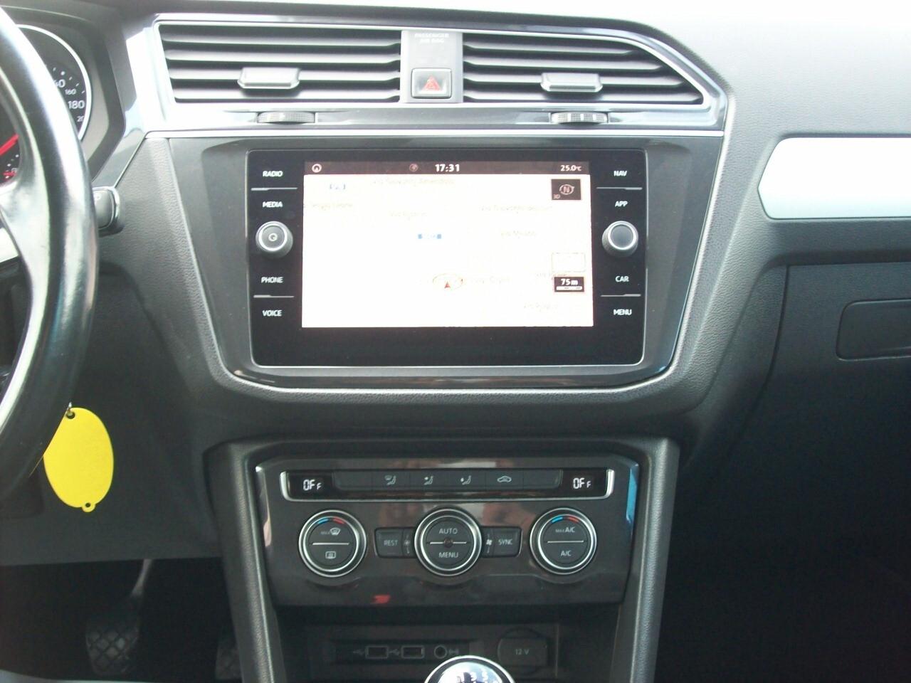 VW TIGUAN 1.6 TDI CV.115 BUSINESS BlueMotion