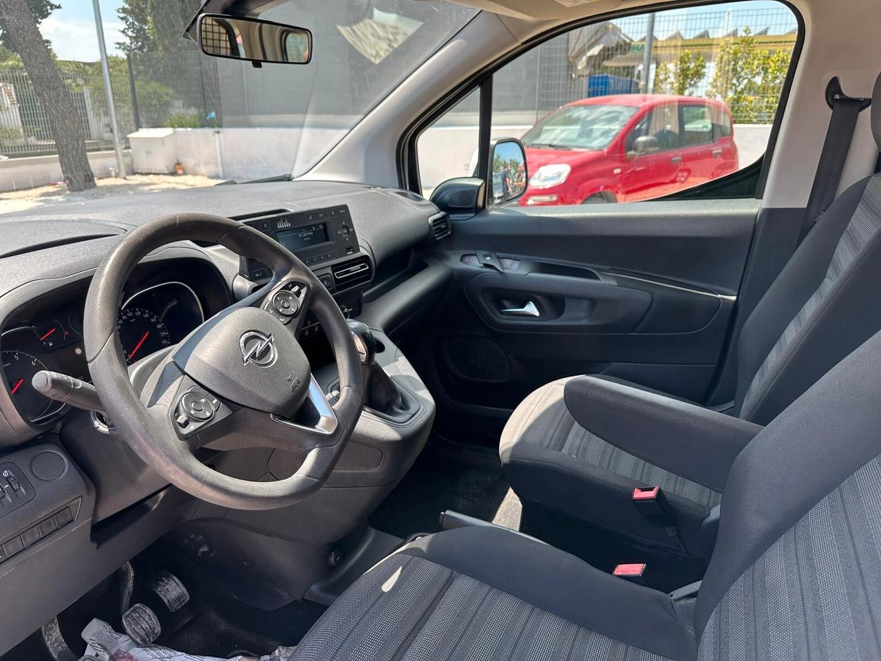 Opel Combo Life 1.5D Advance 5P. N1