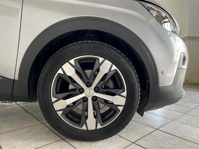 Peugeot 3008 BlueHDi 120 S&S EAT6 Allure