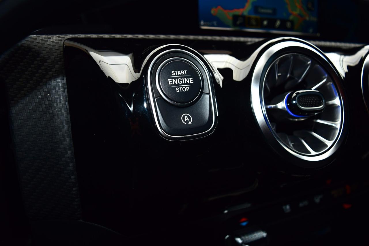 Mercedes-benz A 200 d Automatica 150 cv Business