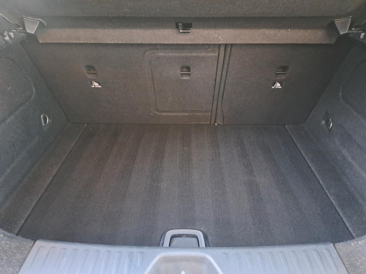 Mercedes-benz Premium 1.6 BENZ ,122 CV/ EURO 6 / OK NEOPATENTATI