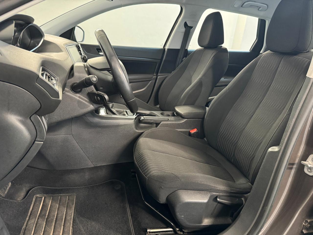 Peugeot 308 BlueHDi S&S EURO6 SW AUTOMATIC.