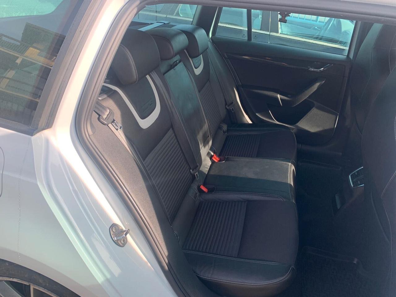 Skoda Octavia WRS 4X4 DSG 185 CV - FULL OPTIONALL TAGLIANDATA- CONDIZIONI PERFETTE